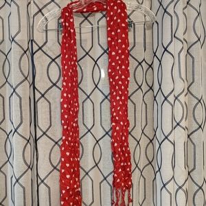 Heart scarf with fringe